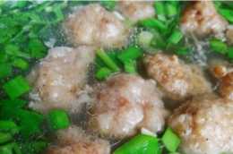 鄭州美食：鄭州排第一的博愛丸子湯，20年老店味道不變，10元一份吃到撐