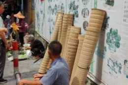 柳州人真會吃，菜市裡各種土貨特產和美食，還有上百元一斤的河魚