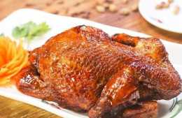 中國最著名的4大“燒雞”，叫花雞上榜，吃貨：連骨頭也不放過！