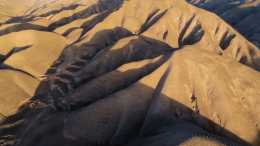 不適合居住的黃土高原，中國用了70年來治沙，目前怎麼樣了？