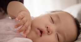 貪睡寶寶長得快，睡一覺長一寸？0-3歲寶寶的睡眠規律要清楚