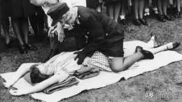 老照片 她們是臭名昭著的德國女納粹，無數猶太女人死在她們手上