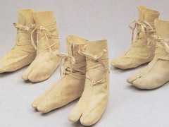 古代黑科技，2個腳趾的襪子370年前的避孕套？網友：讓人不得不佩服阿！