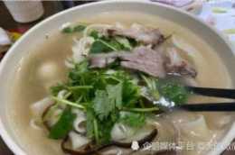 河南新鄉的重口小吃，純手工做了40年，14元一碗聞著臭吃著香